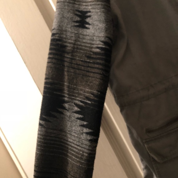 Grey patterned jacket - Picture 3 of 4